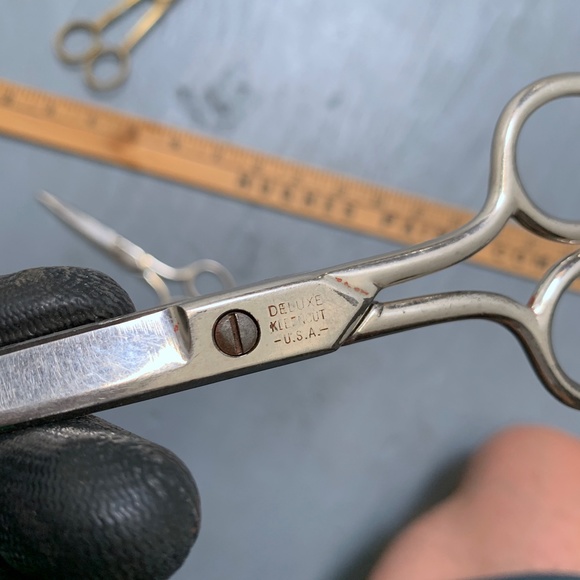 Set of Five Vintage Scissors Forged Steel School Sewing Crafts Art Scrap Teach - Picture 11 of 16